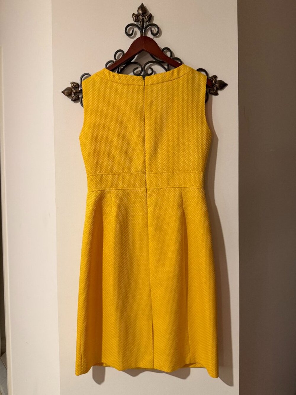 Tahari Size 12 Sunshine Yellow Dress